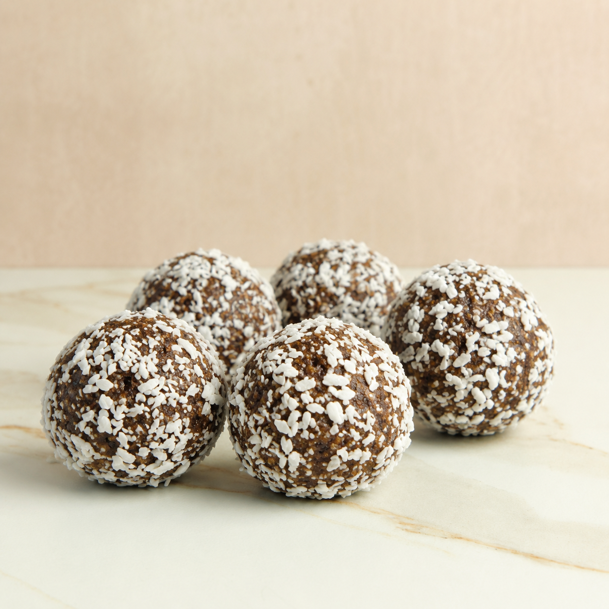 Date & Chia Balls